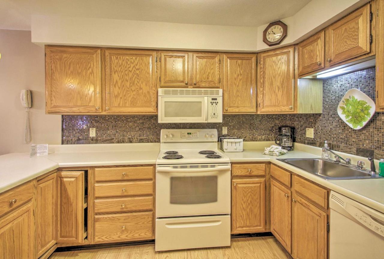 Lincoln Resort Condo With Pool Access - Near Hiking! Εξωτερικό φωτογραφία